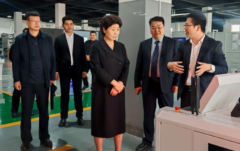 政协咸阳市李晓静主席莅临我司调研指导