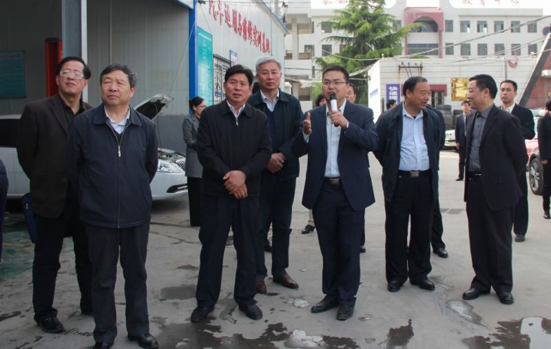 陕西省人大教科文卫委员会原主任杨希文